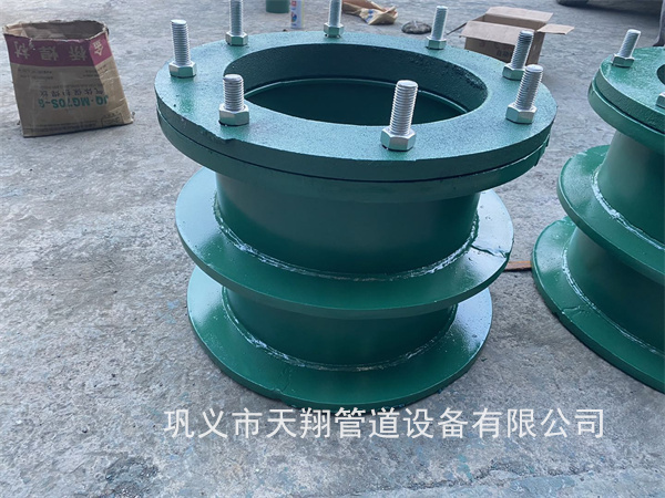 ��ɽ��ˮ�׹�